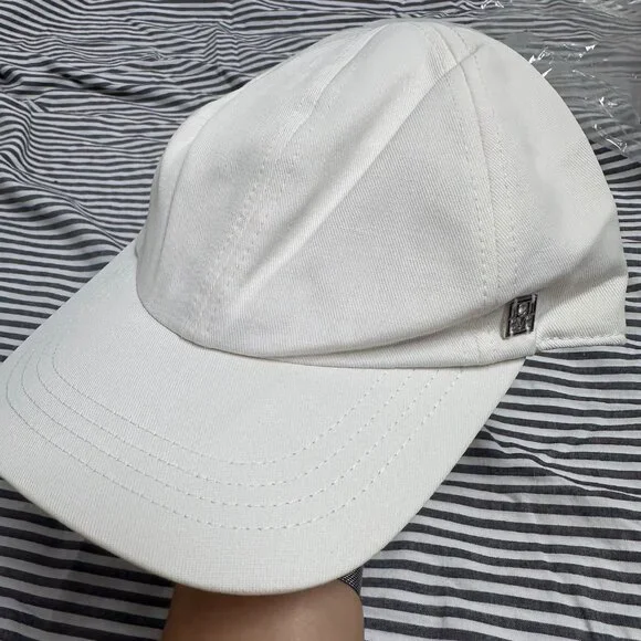 NWT Toteme Logo-Plaque Cotton Baseball Cap Off-white - Picture 6 of 11